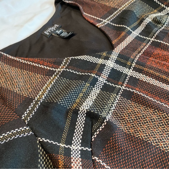 Dress NWT - Picture 4 of 5